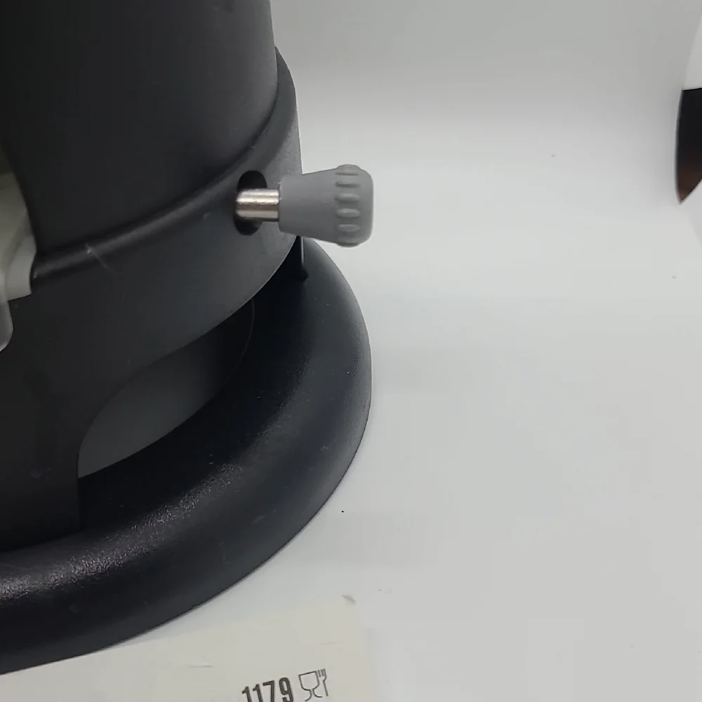 Pampered Chef Veggie Twirl & Curl / Spiralizer - Picture 9 of 12